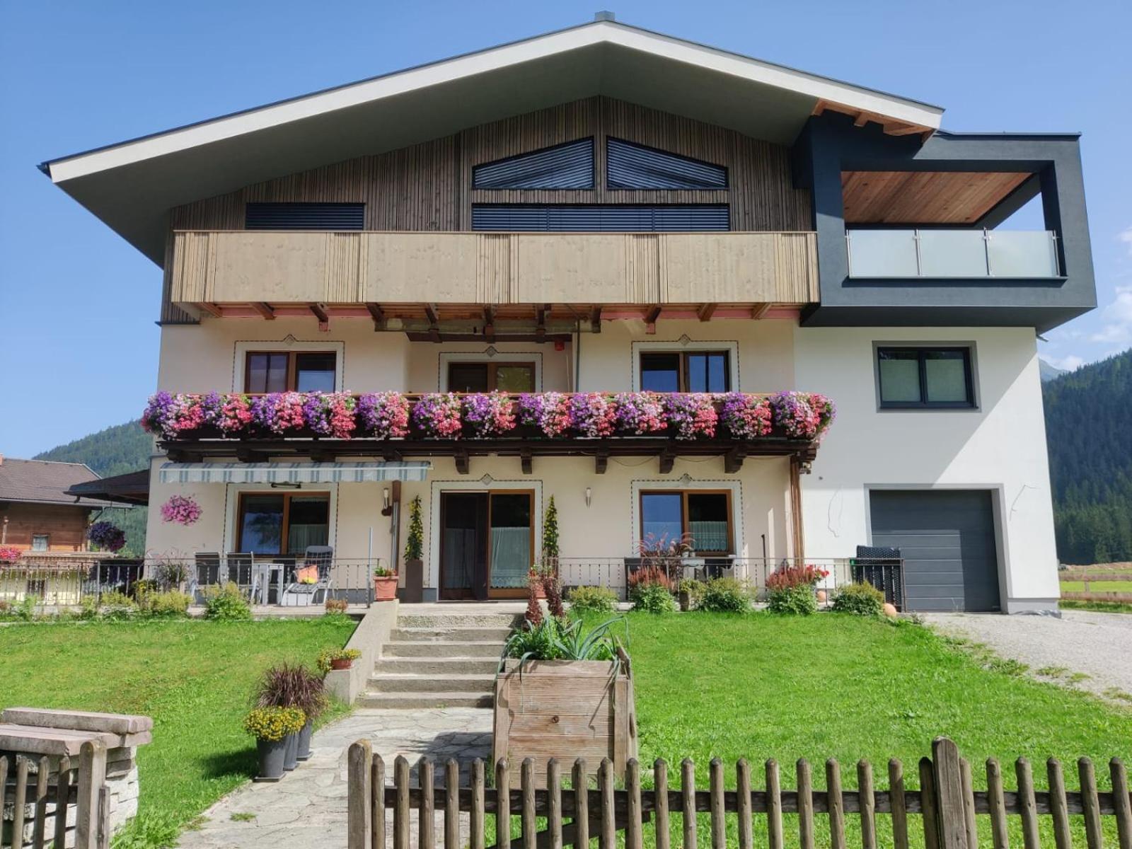 ホテル Haus Seppi Neukirchen am Großvenediger エクステリア 写真